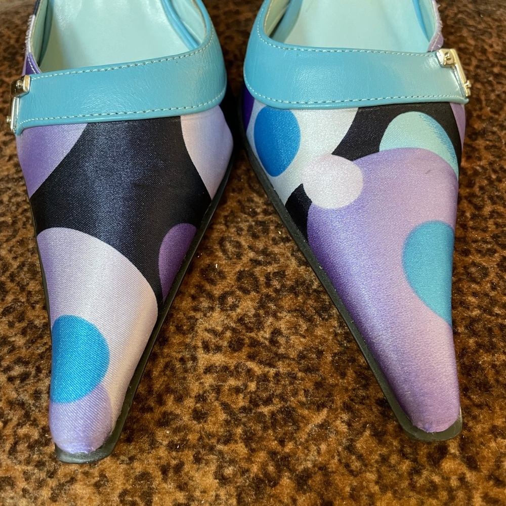 Luichiny - Printed Cloth and Blue Leather, pointed toed pumps - Picture 7 of 16